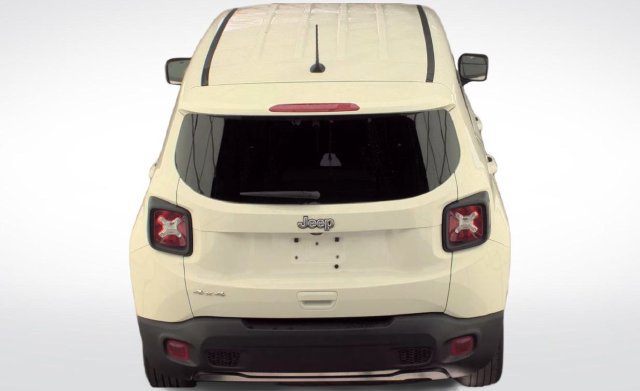 Used 2023 Jeep Renegade Latitude AWD/4WD image 10