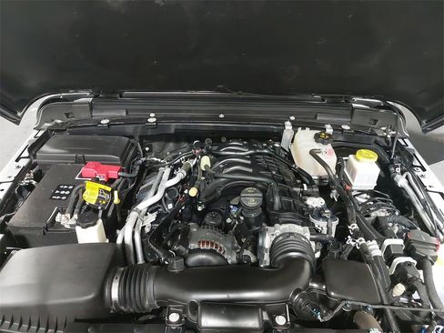 Used 2022 Jeep Gladiator Sport image 29