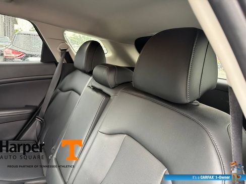 Used 2023 Kia Sportage EX FWD image 8