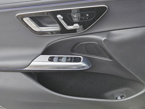 Certified 2025 Mercedes-Benz E 350 Sedan image 23