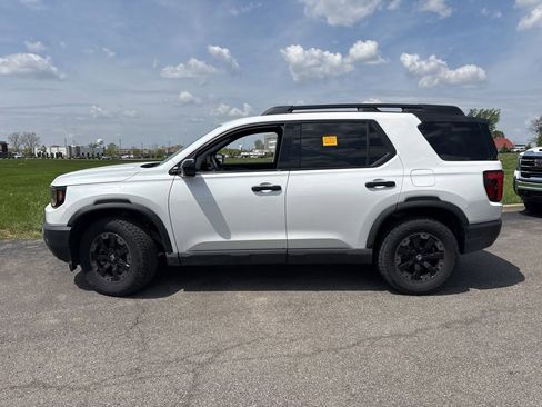 Used 2026 Honda Passport TrailSport Elite image 9