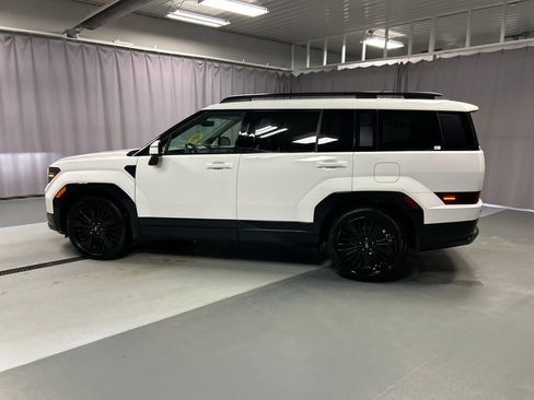 Used 2025 Hyundai Santa Fe Calligraphy image 4