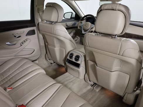Used 2020 Mercedes-Benz S 560 4MATIC Sedan image 42