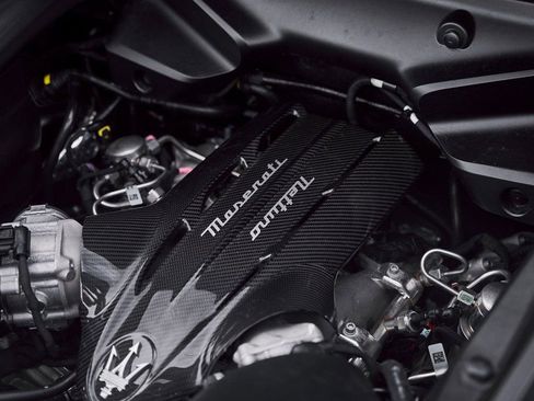 Used 2024 Maserati MC20 Coupe image 32