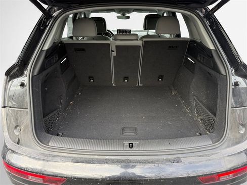 Used 2022 Audi Q5 2.0T Premium w/ Convenience Package image 25