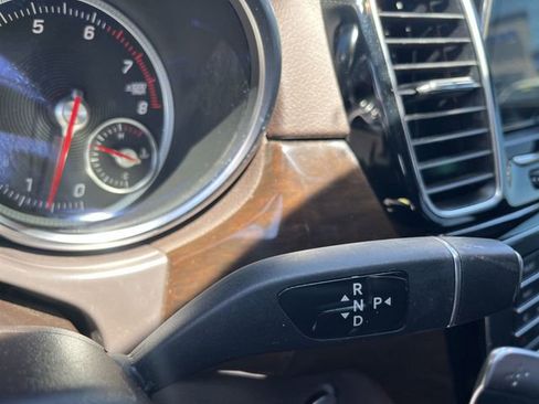 Used 2019 Mercedes-Benz GLS 450 4MATIC image 24