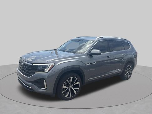 Used 2024 Chevrolet Tahoe LT RWD image 35