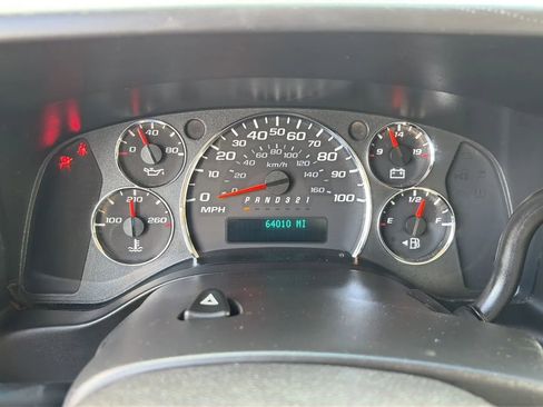 Used 2008 GMC Savana 3500 image 15