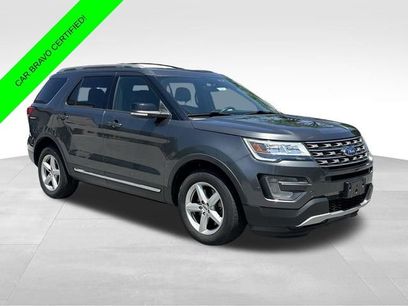 Used 2017 Ford Explorer XLT w/ Equipment Group 202A