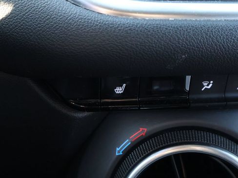 Used 2020 Chevrolet Blazer LT FWD image 25