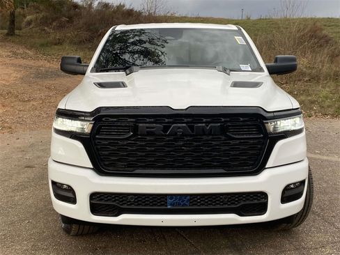 New 2026 RAM 1500 Express image 33