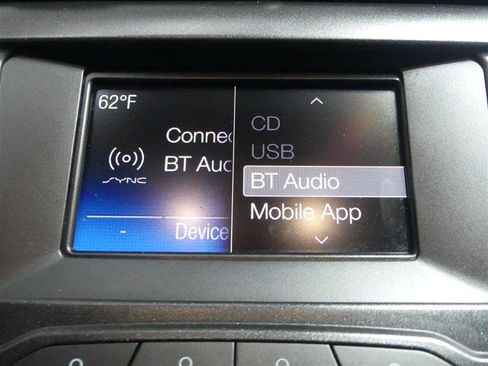 Used 2018 Ford Fusion SE image 39