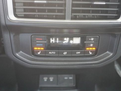 New 2026 Volkswagen Atlas SEL image 12