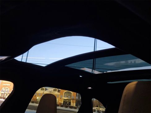 New 2026 Jaguar F-PACE SVR image 8