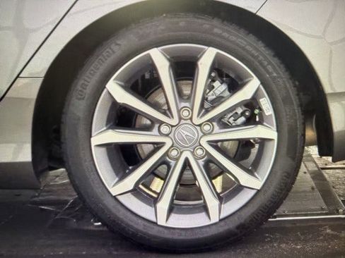 Used 2024 Acura Integra image 7