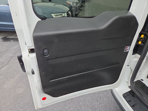 Used 2022 RAM ProMaster City Tradesman FWD image 23