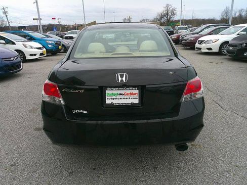 Used 2009 Honda Accord LX-P image 2