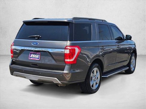 Used 2020 Ford Expedition XLT w/ Equipment Group 202A AWD/4WD image 5