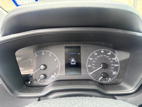 Used 2024 Toyota Corolla Cross LE FWD image 13