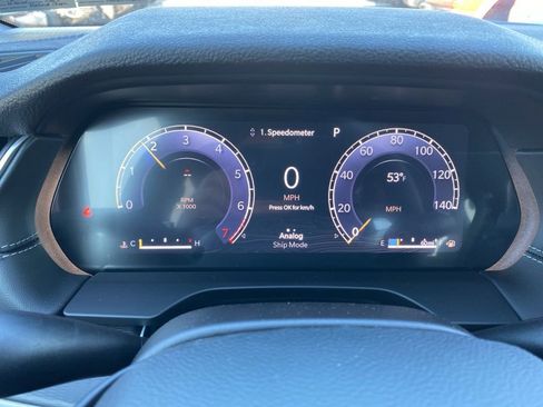 New 2025 Jeep Grand Cherokee Laredo X w/ Luxury Tech Group I AWD/4WD image 26