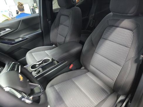 New 2026 Chevrolet Equinox LT w/ Safety and Technology Package AWD/4WD image 15