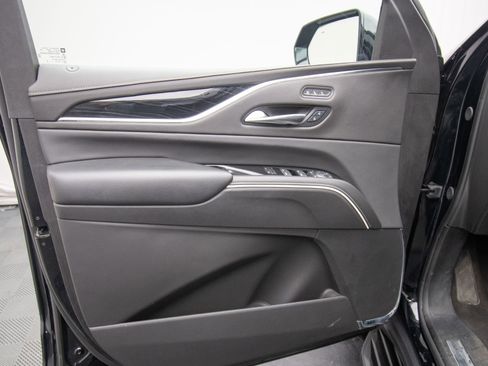 Used 2024 Cadillac Escalade Sport AWD/4WD image 27