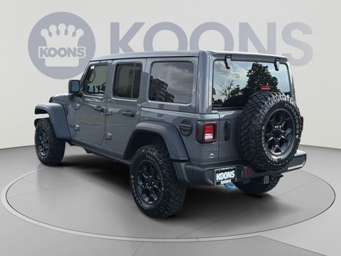 Used 2023 Jeep Wrangler Unlimited w/ Sun & Screen Package AWD/4WD image 4
