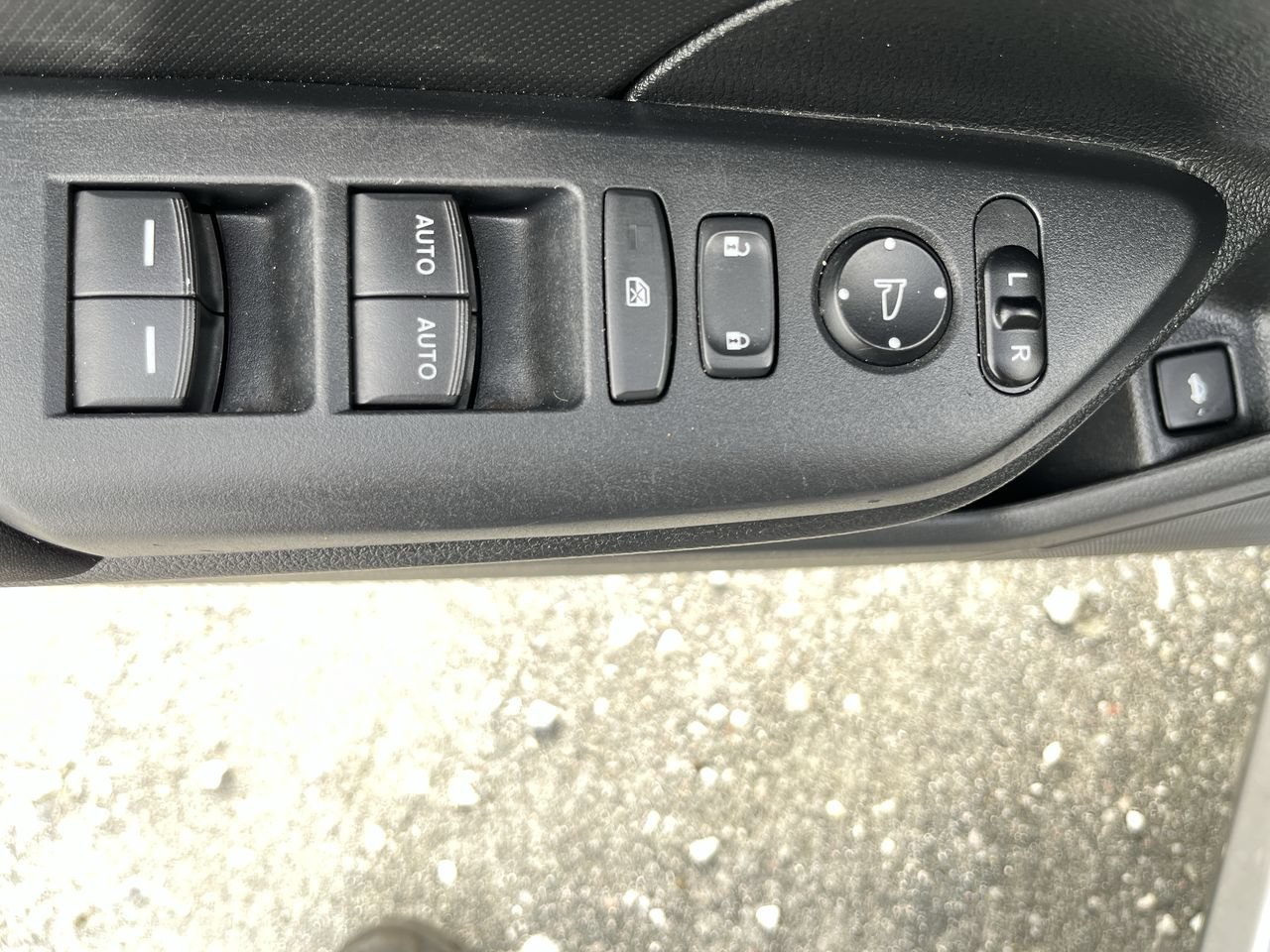 Used 2020 Honda Civic LX image 4