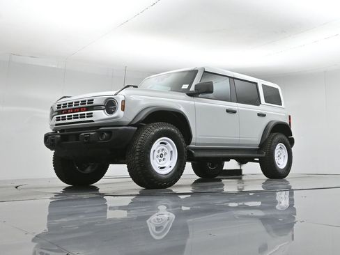 New 2026 Ford Bronco Heritage Edition AWD/4WD image 43