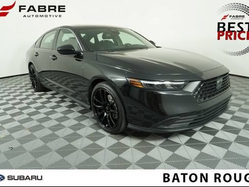 Used 2025 Honda Accord Sport image 1