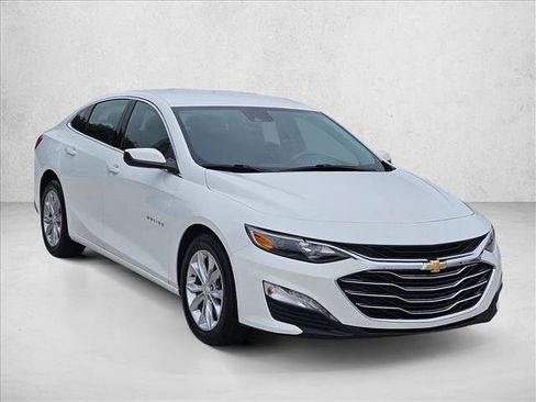 Used 2024 Chevrolet Malibu LT FWD image 3