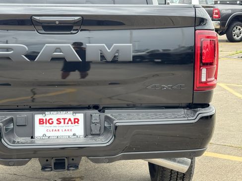 New 2026 RAM 2500 Limited AWD/4WD image 10