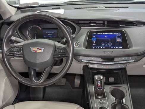 Used 2019 Cadillac XT4 Premium Luxury AWD/4WD image 5