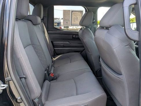 Used 2025 Toyota Tacoma SR5 AWD/4WD image 7