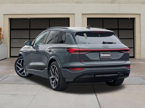 New 2027 Audi SQ6 e-tron Premium Plus AWD/4WD image 3