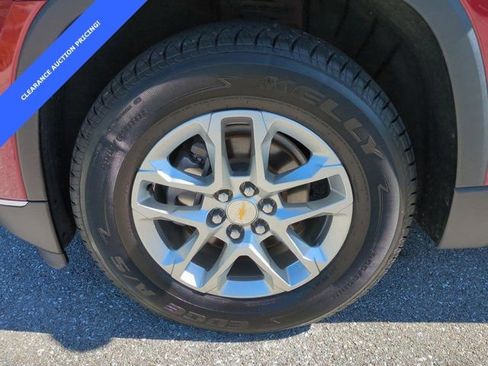 Used 2020 Chevrolet Traverse LT w/ LPO, Floor Liner Package image 11