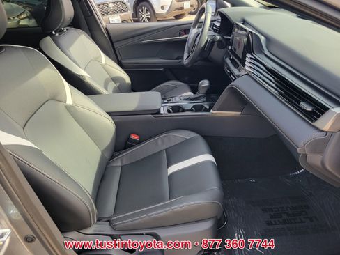 Certified 2025 Toyota Camry SE image 14