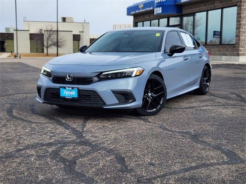 Used 2024 Honda Civic Sport image 1