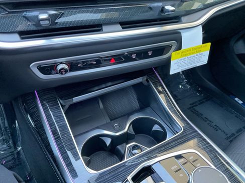 New 2027 BMW X7 xDrive40i AWD/4WD image 18