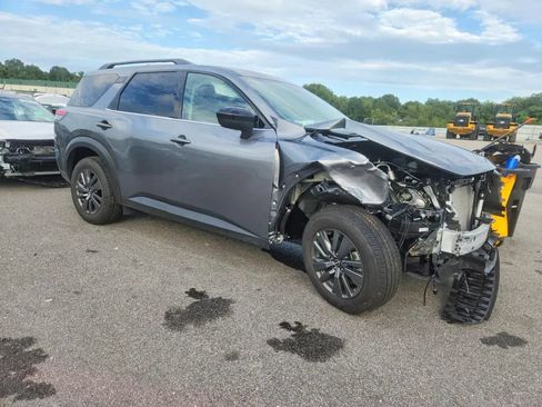 Used 2026 Nissan Pathfinder SV AWD/4WD image 2
