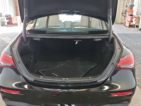 Used 2021 Mercedes-Benz E 350 Sedan image 6
