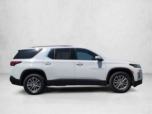 Used 2023 Chevrolet Traverse LT AWD/4WD image 4