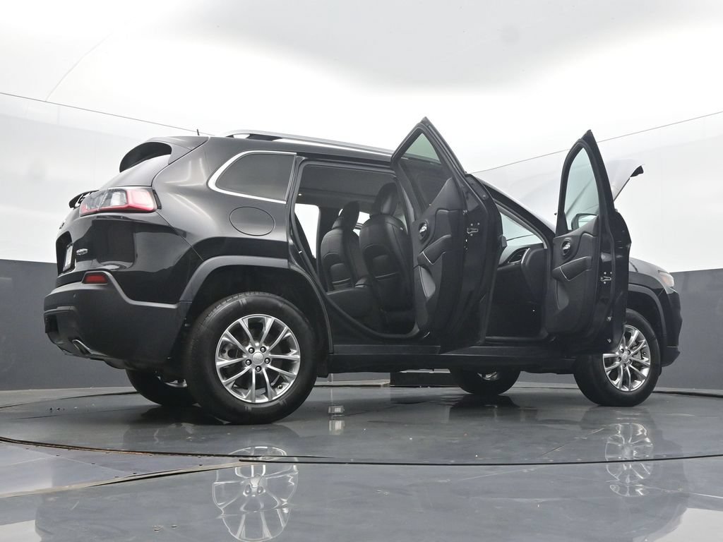 Used 2021 Jeep Cherokee Latitude Lux w/ Sun & Sound Group AWD/4WD image 62