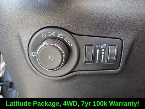 Used 2024 Jeep Compass Latitude AWD/4WD image 21