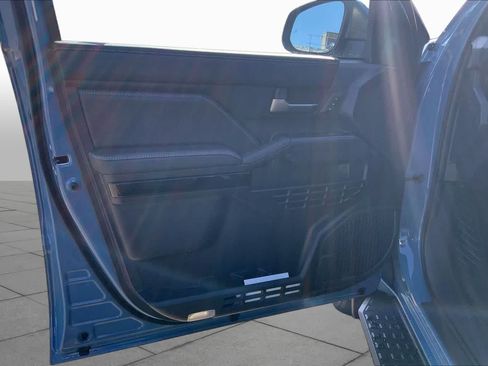New 2026 Toyota 4Runner Limited AWD/4WD image 10