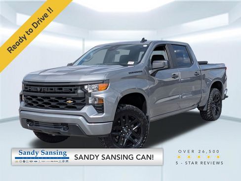 Used 2024 Chevrolet Silverado 1500 Custom image 1