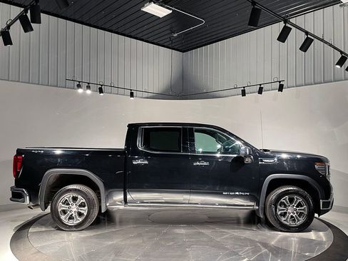 Used 2026 GMC Sierra 1500 SLT image 10