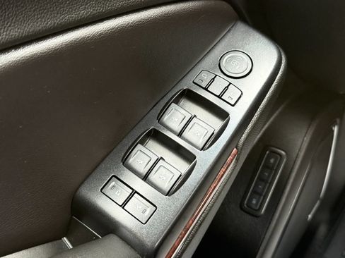 Used 2019 GMC Yukon SLT AWD/4WD image 39