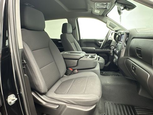 Certified 2022 Chevrolet Silverado 1500 Custom w/ LPO, Dark Essentials Package AWD/4WD image 27