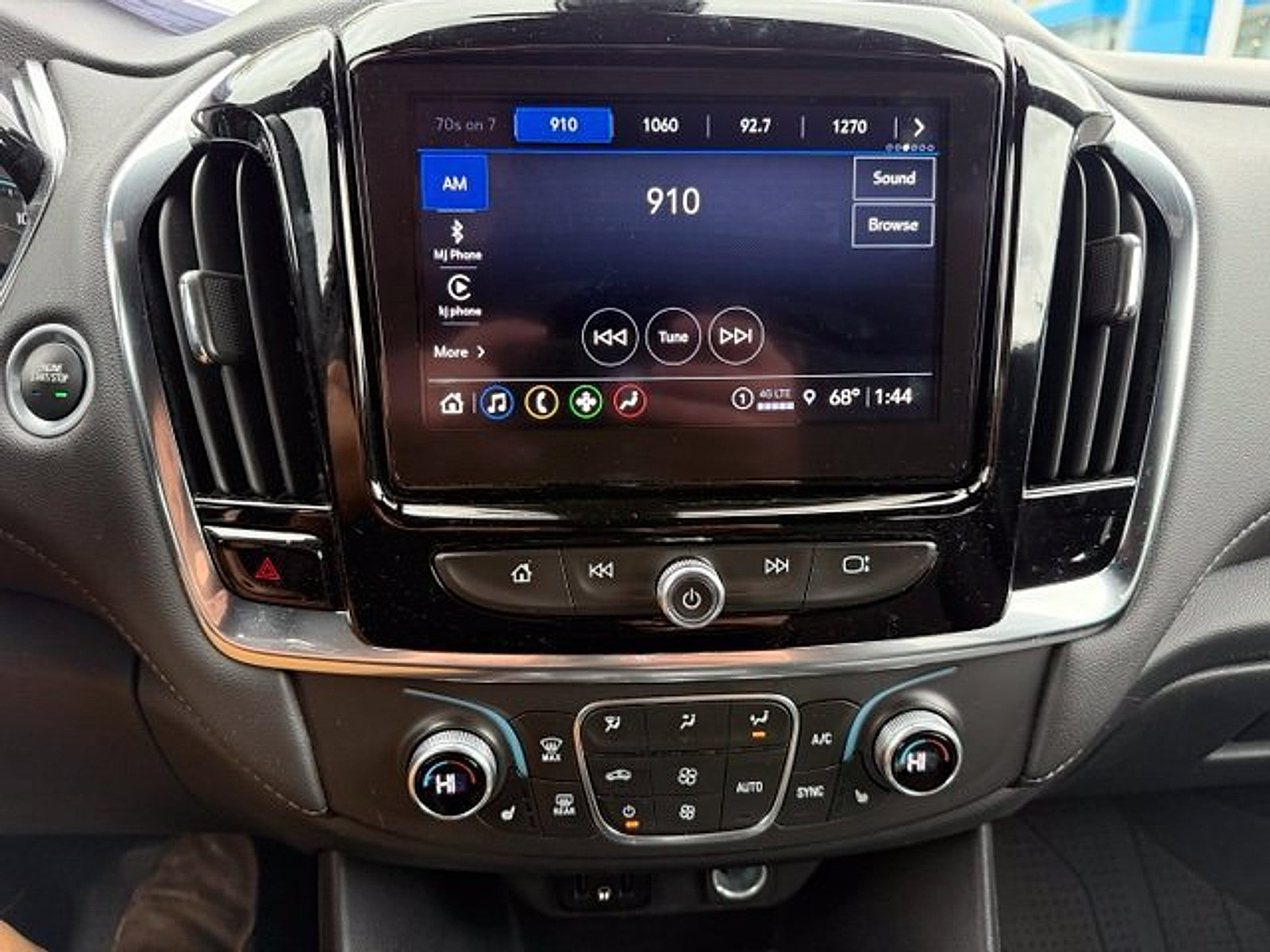 Certified 2024 Chevrolet Traverse LT w/ LPO, Floor Liner Package AWD/4WD image 15